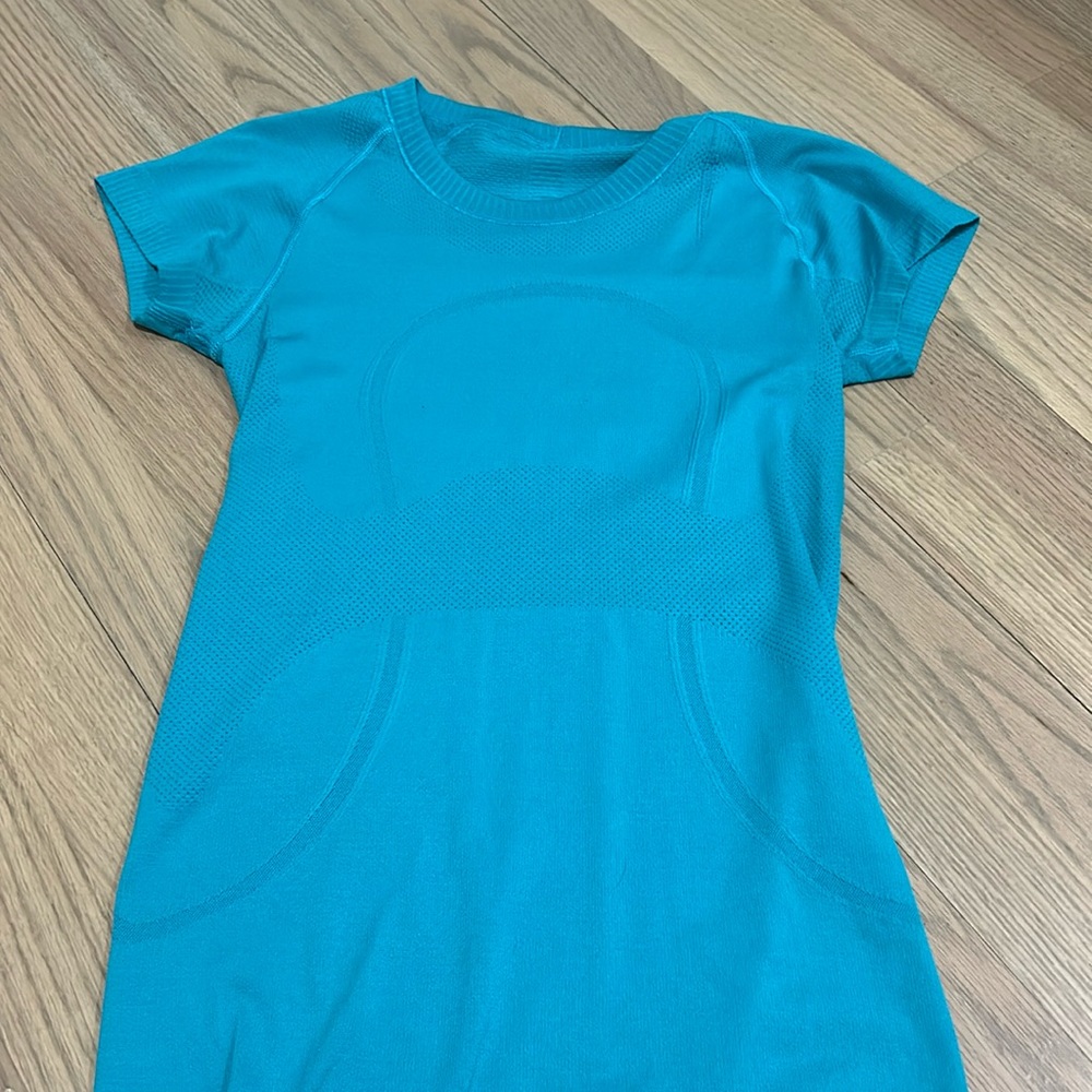 Lululemon swiftly tech